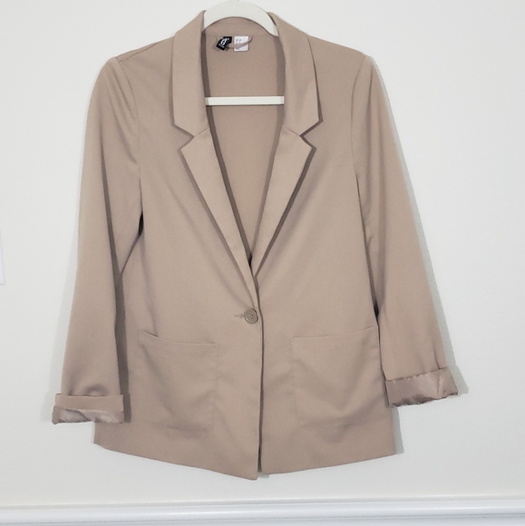 H&M Beige Blazer Lightweight Pockets